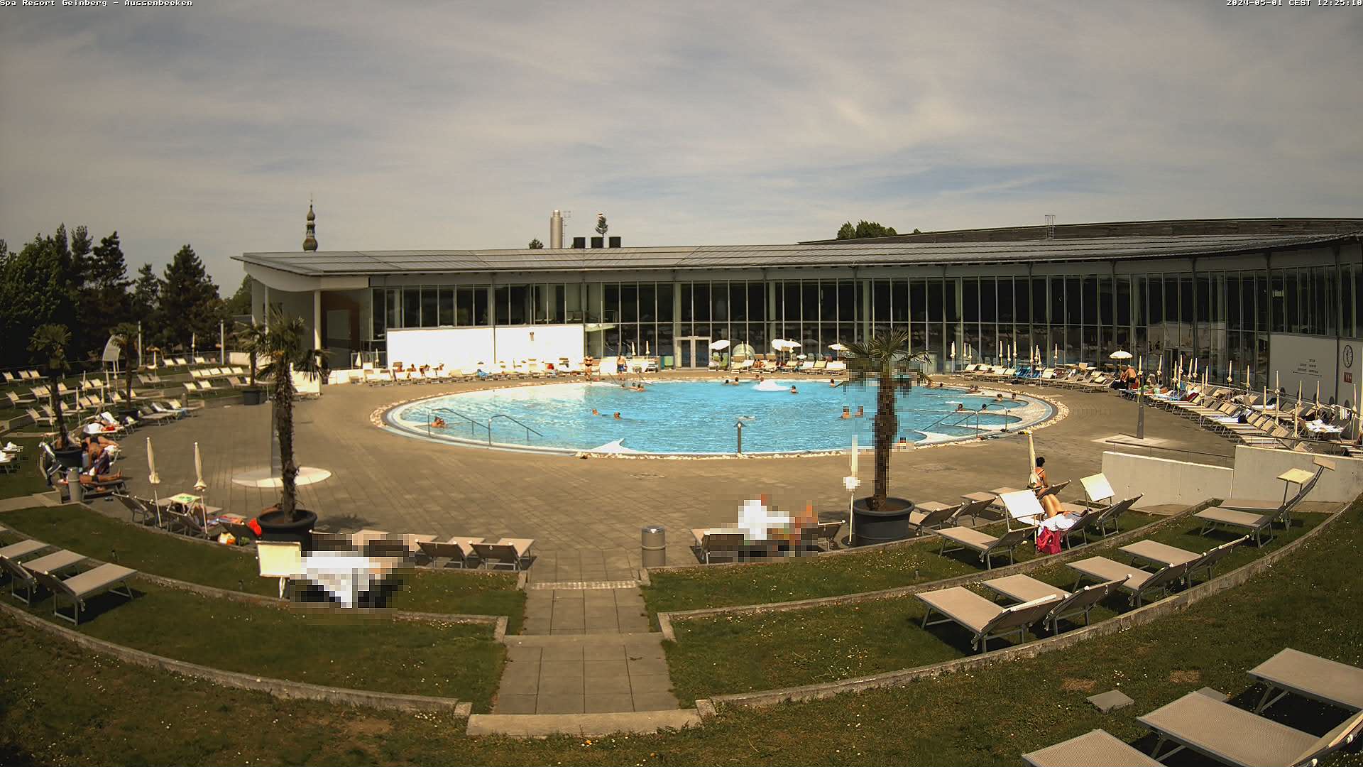 Outdoor thermal pool